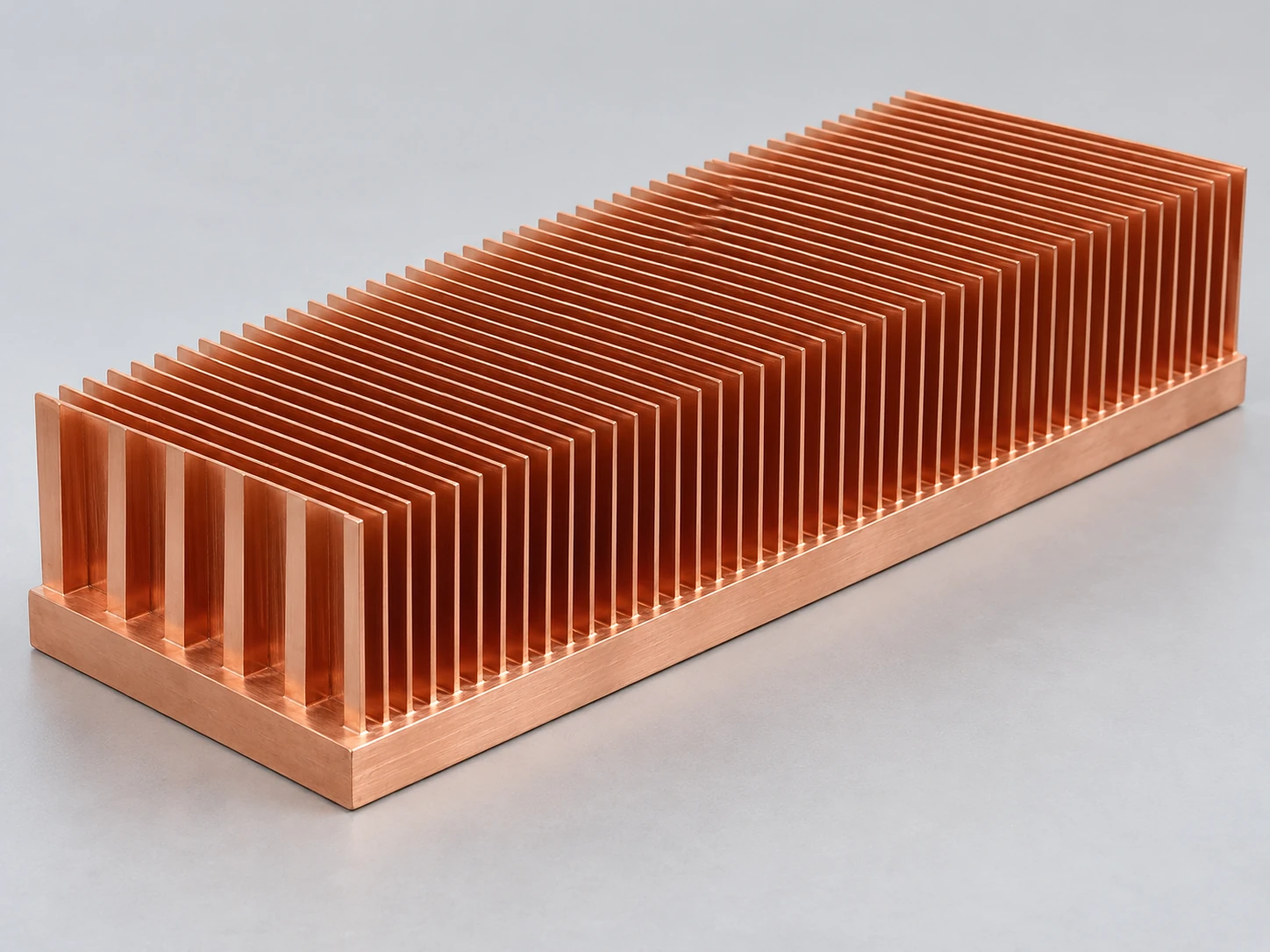 High-density copper skived fin heat sink for server power supplies with micro-pitch fins