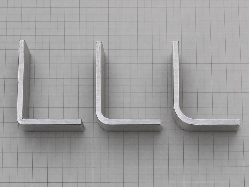 Sheet metal bending aluminum heat sink bend-radius comparison using three physical coupons